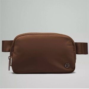 Lululemon brown belt bag NWT